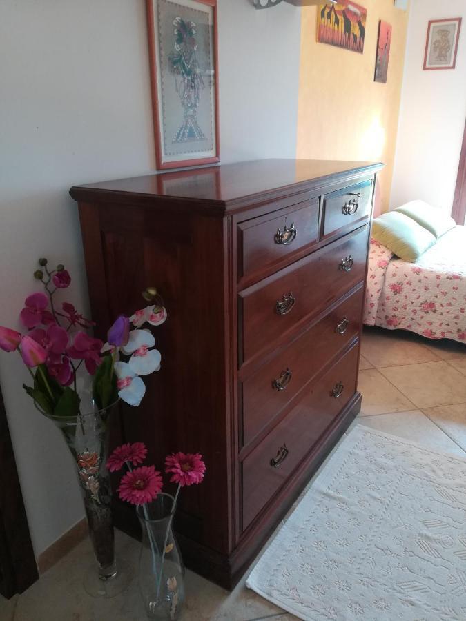 Вілла La Casa Di Eledo La Maddalena  Екстер'єр фото