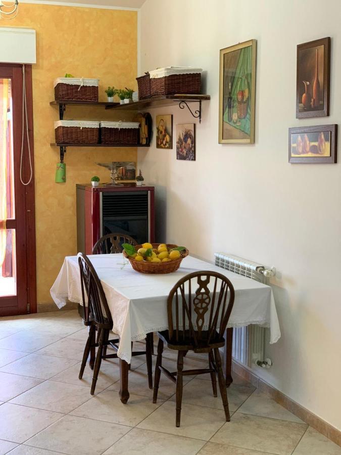 Вілла La Casa Di Eledo La Maddalena  Екстер'єр фото
