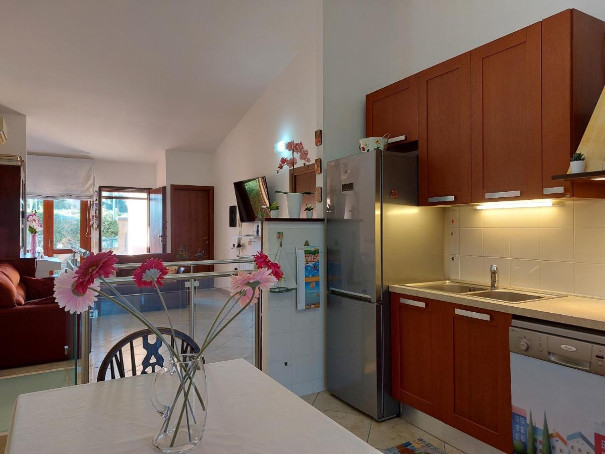 Вілла La Casa Di Eledo La Maddalena  Екстер'єр фото